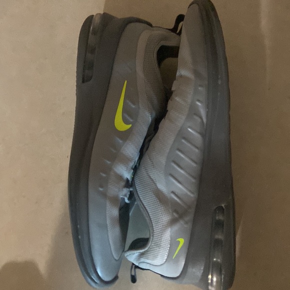 Air max gray green nike logo - Picture 4 of 7